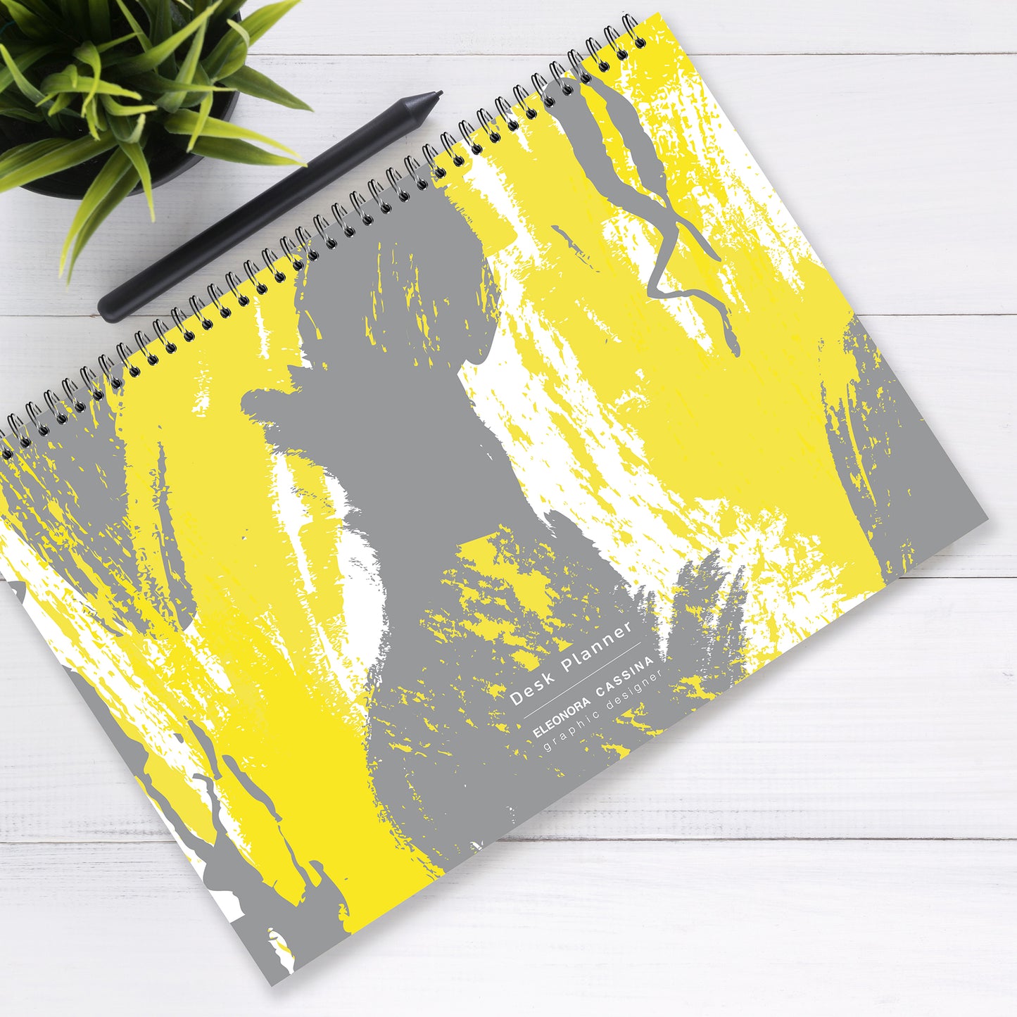 Desk Planner: Special Pantone